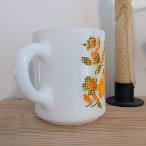 Floral Patterned Mug - Picture 2 of 6